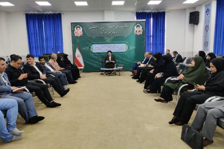 مشکلات لرستان با سخن درمانی برطرف نمی‌شود