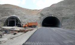 قطعه اول پروژه راهسازی خرم آباد به پلدختر با اهتمام دولت تا هفته دولت عملیاتی خواهد شد