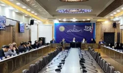 با خرد جمعی و همراهی نخبگان، لرستان را متحول می‌کنیم