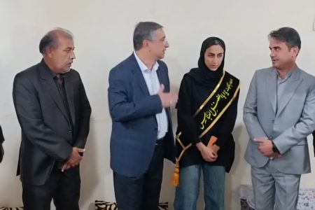 اهدای مدال طلا قهرمان آسیا به مادر شهیده «هلنا غلامی»