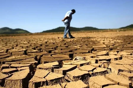کاهش شدید منابع آبی و بروز بحران خشکسالی در استان لرستان