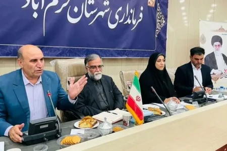 اداره استان لرستان باید با مشورت نخبگان و مشارکت مردم انجام شود