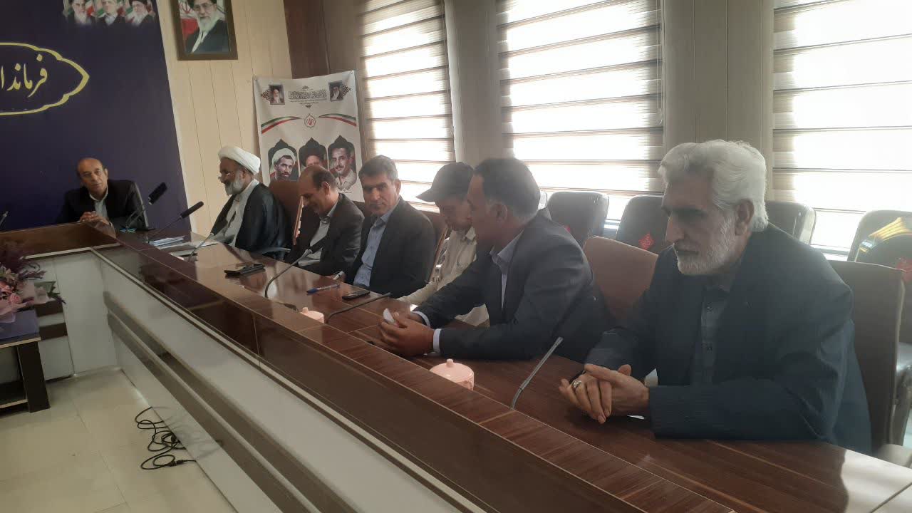 با مشورت و خرد جمعی بهترین راهکار برای توسعه شهرستان پلدختر در نظر گرفته می شود 4 photo ۲۰۲۵ ۱۰ ۱۸ ۱۱ ۰۴ ۴۷ 2