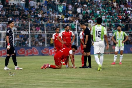 دیدار خیبر خرم آباد و پرسپولیس تهران/ گزارش تصویری